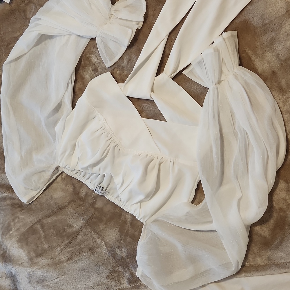 Fashionnova Wrap-Around Milkmaid Crop Top